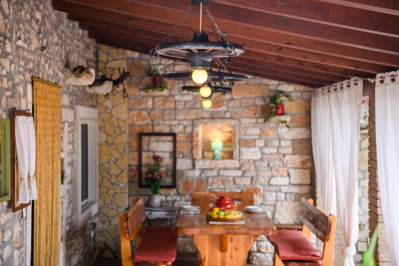 Rustic Istrian House Varesco Villa Krnica Dış mekan fotoğraf