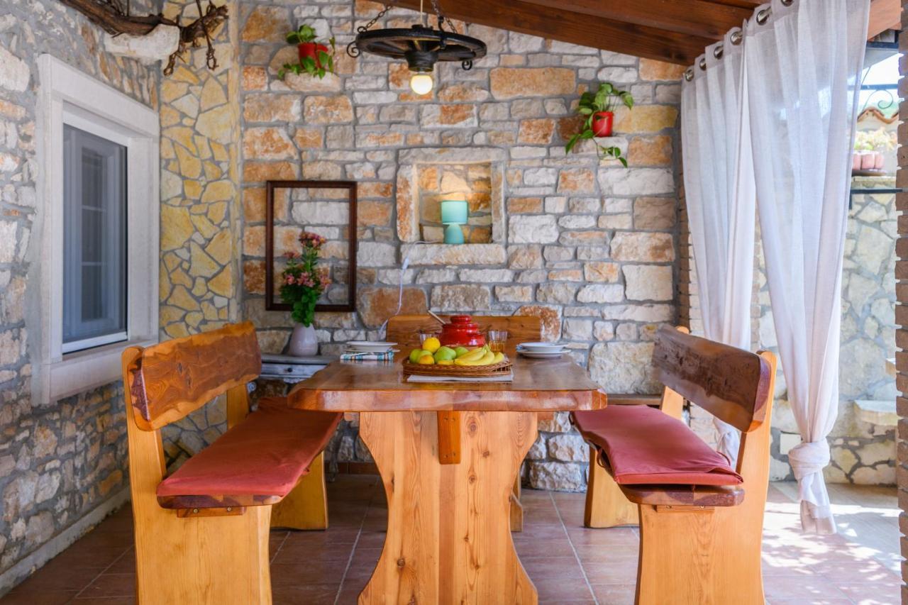 Rustic Istrian House Varesco Villa Krnica Dış mekan fotoğraf